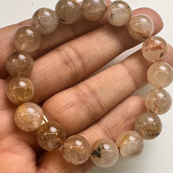 Golden Rutilated Quartz - Picture 3 of 3